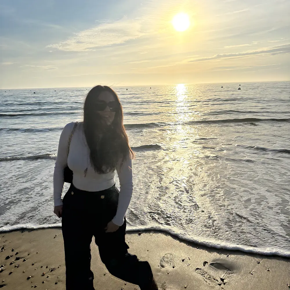 VCP_-_Lucia_GRONDIN_voyageuse